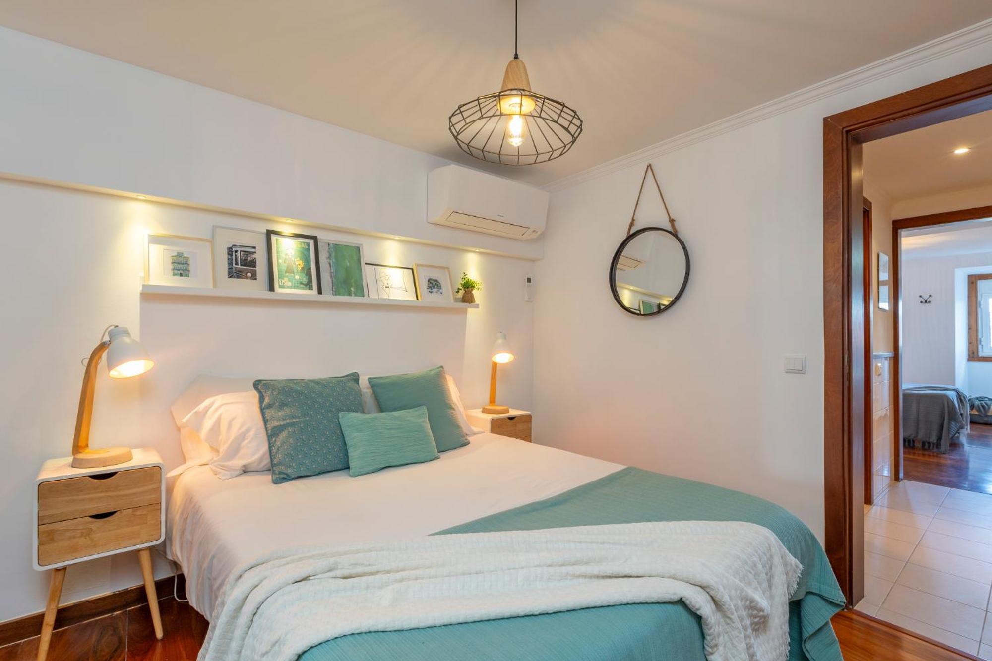 Superb Apartments Overlooking Graca In Lisboa الغرفة الصورة