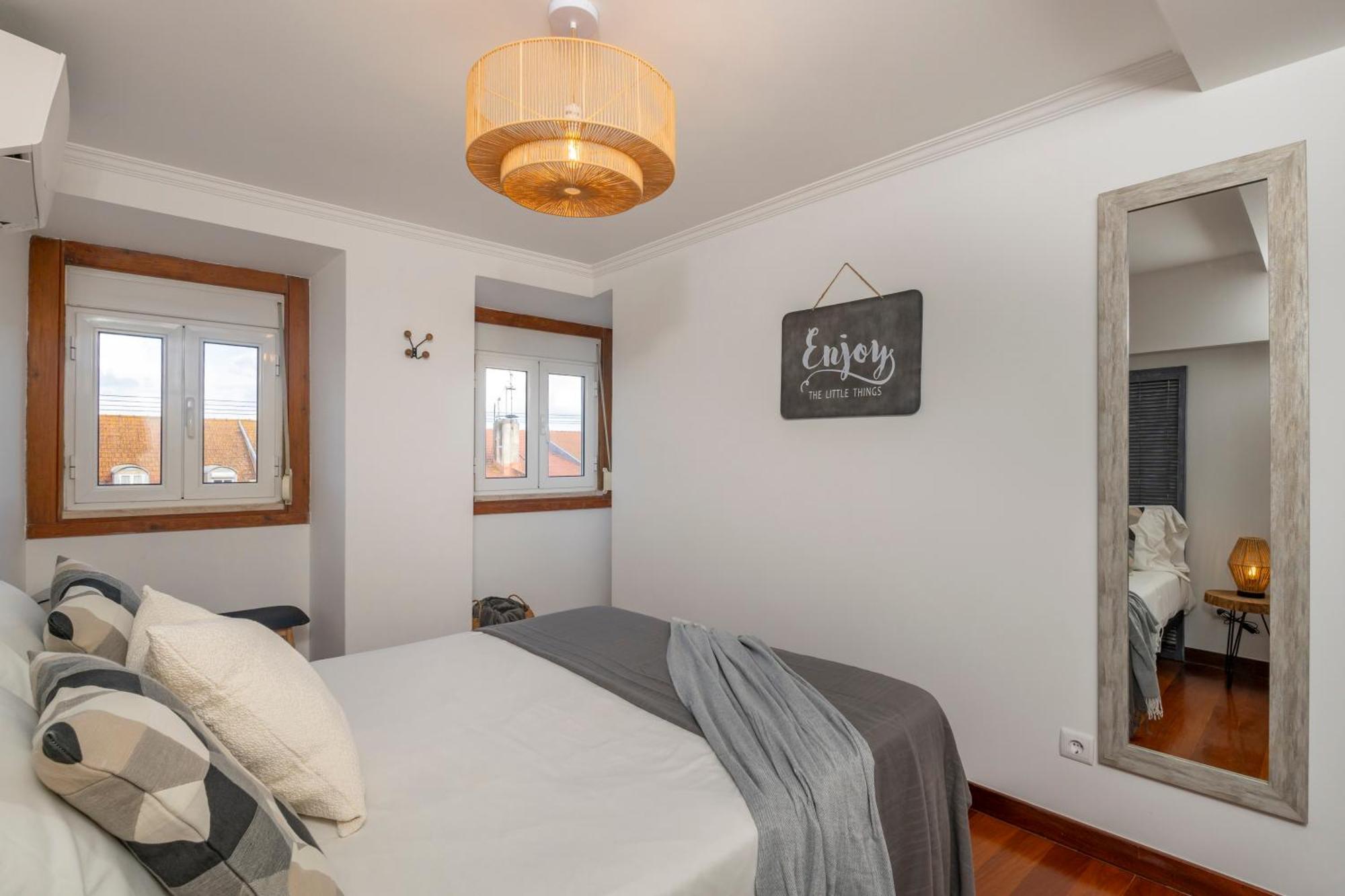Superb Apartments Overlooking Graca In Lisboa الغرفة الصورة